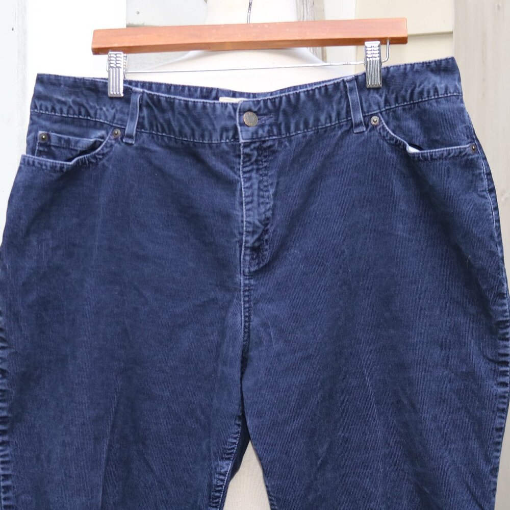LL Bean Plus Size Blue Favorite Fit Curvy Stretch Cotton Blend Corduroy Pants 20 - Picture 2 of 4